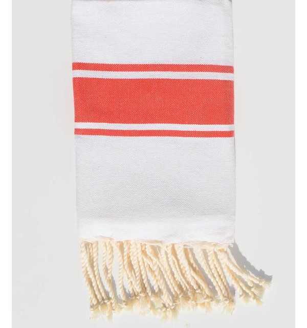 White and red child beach towel  - 1