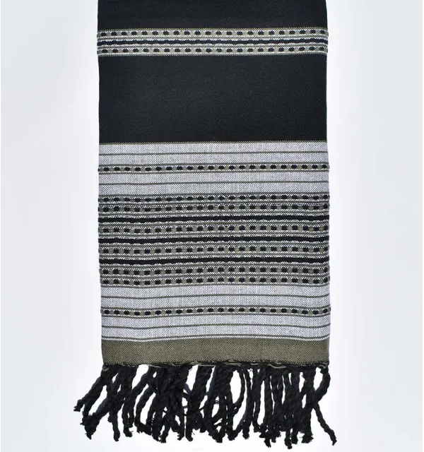 Black arabesque beach towel  - 1