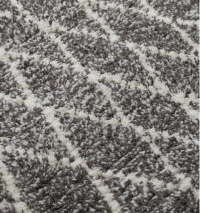 Berber Carpet In Pure Wool With Diamond Patterns Fouta Tunisia