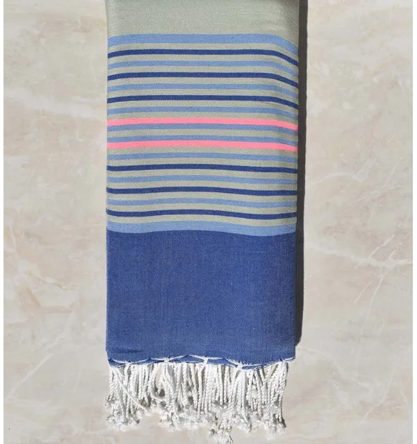 Light green, blue and neon pink throw 2m*3m 