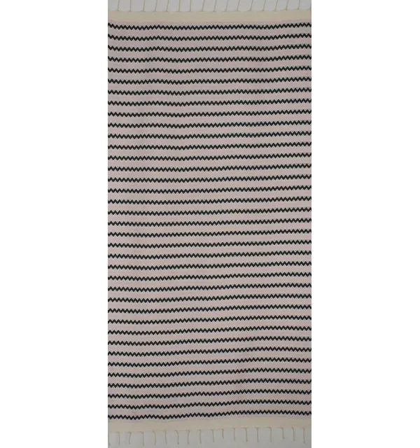 Beach towel zigzag White, very light pink and black 