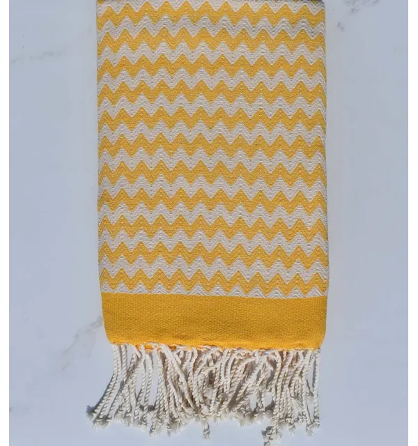 Beach towel zigzag yellow orange 