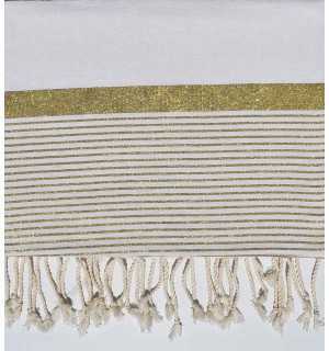 Thrown medium 1.5*2.5m white with golden lurex thread  - 1